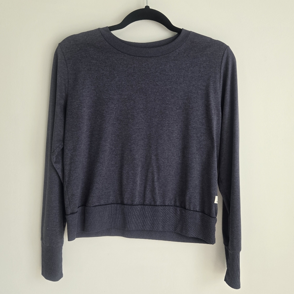 Vuori Daydream Crew Sweater In Blue Heather. (D6) - Picture 3 of 11